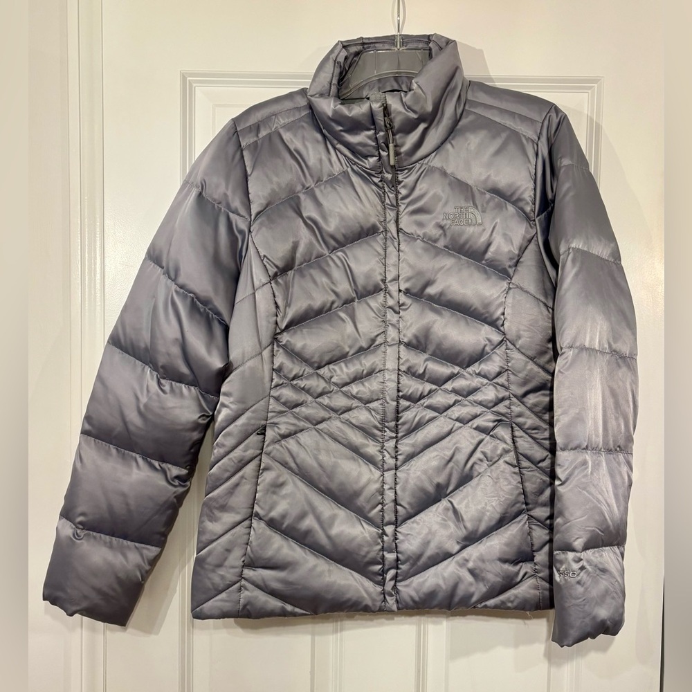 The North Face Women's 550 Aconcagua Down Jacket - Silver, Size L